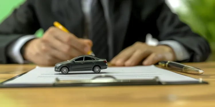 Why Switching Car Insurers at Renewal Makes Sense