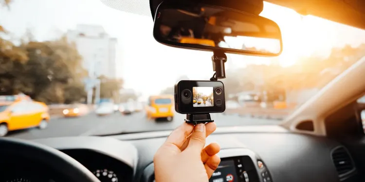 Choosing the Right Dash Cam For the Right Driver: A Quick Guide
